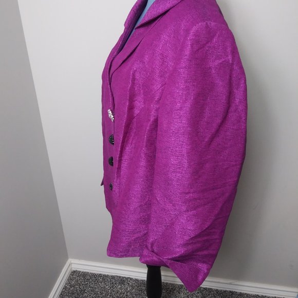 Fuchsia suit jacket - Picture 3 of 3